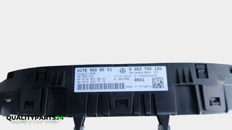 Mercedes-Benz Instrument Cluster A1769008501 (IC1) - Image 3