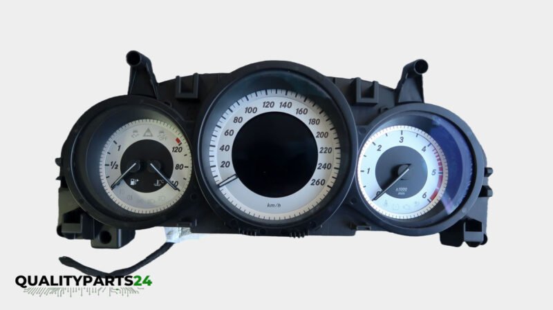 Mercedes-Benz Instrument Cluster A2049004609 (Bosch)