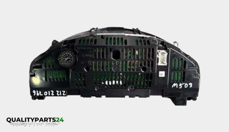 Mercedes-Benz Instrument Cluster A2129004104 (Continental) - Image 2
