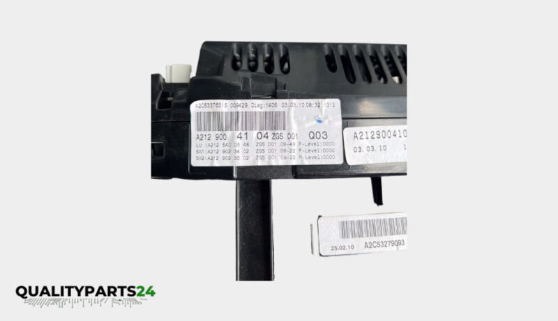 Mercedes-Benz Instrument Cluster A2129004104 (Continental) - Image 3