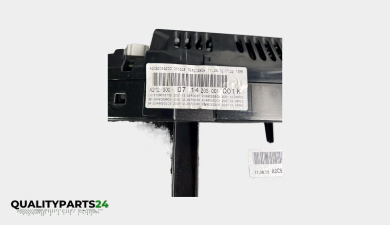Mercedes-Benz Instrument Cluster A2129000714 (VDO) - Image 3
