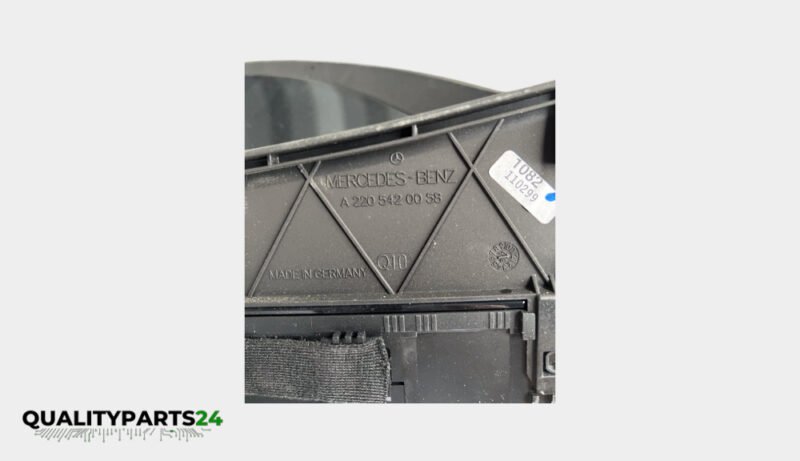 Mercedes-Benz Instrument Cluster A2205420058 (VDO) - Image 3