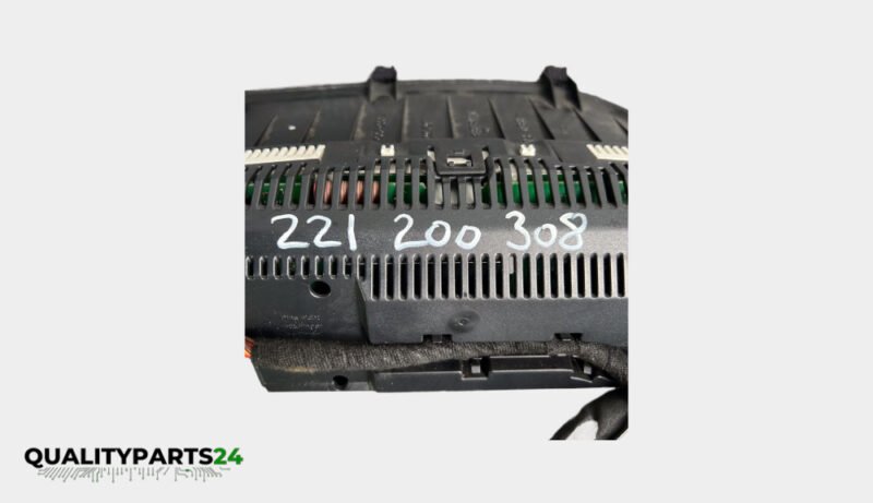 Mercedes-Benz Instrument Cluster A2215402248 (Bosch) - Image 3