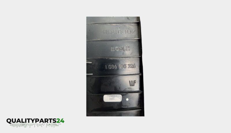Mercedes-Benz Instrument Cluster A2215407947 (VDO) - Image 3