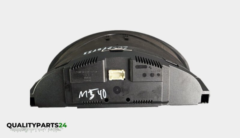 Mercedes-Benz Instrument Cluster A2035400711 (VDO) - Image 2