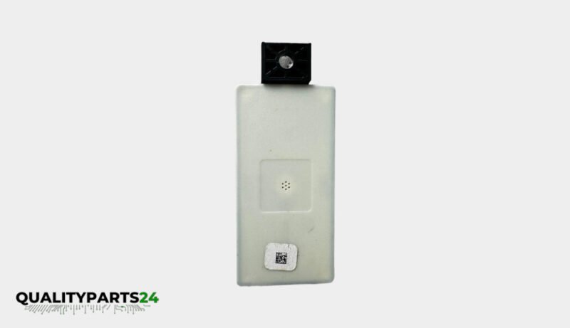 Mercedes-Benz Voltage Converter A2059053414 (Continental) - Image 2