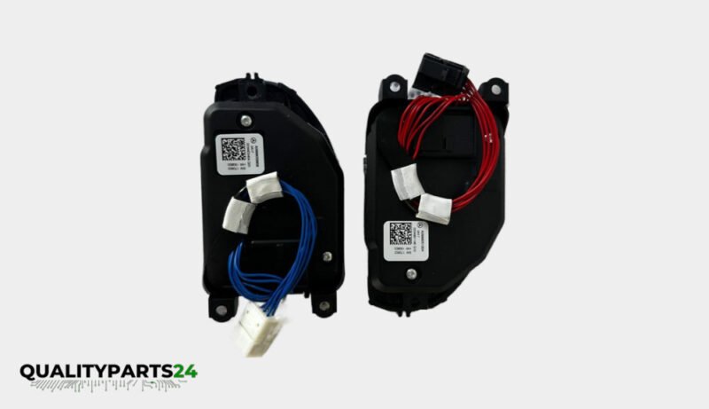 Mercedes-Benz Steering Wheel Buttons A0999051304 (Mercedes-Benz) - Image 2