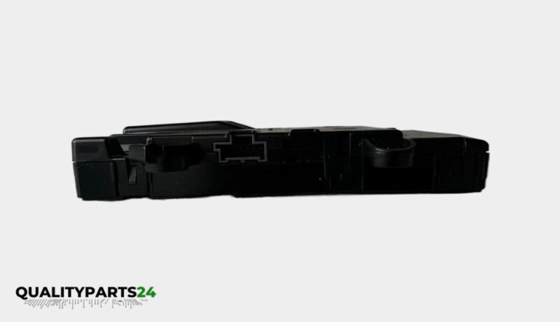 Mercedes-Benz Wireless Charger A1779001810 (Continental) - Image 3