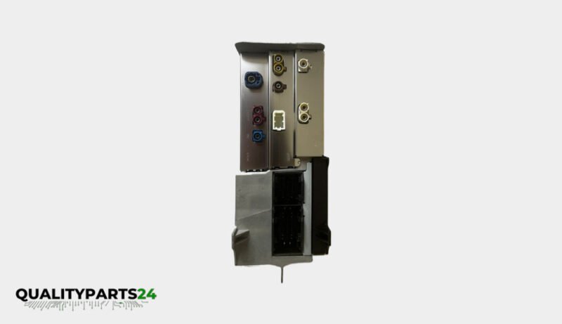 Mercedes-Benz Headunit A2479000718 (Harman) - Image 2