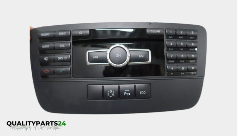 Mercedes-Benz Headunit A2049002413 (Panasonic)