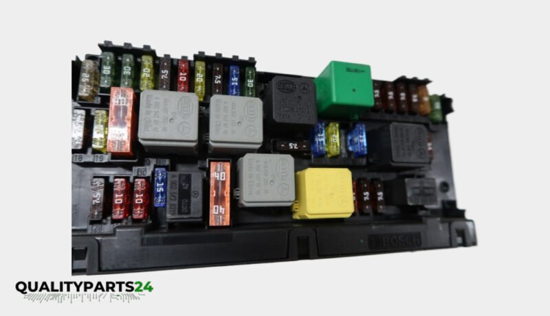 Mercedes-Benz Fuse Box A2129008307 (Bosch)