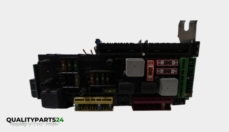 Mercedes-Benz Fusebox A2049060205 (Hella) - Image 2