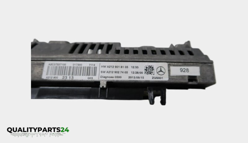 Mercedes-Benz Display A2129002313 - Image 2