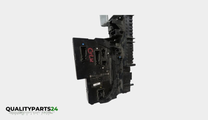 Mercedes-Benz Fuse Box 5DK009225-66 (Hella) - Image 2