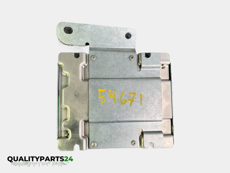 Volvo ECU 30658946 (Motorola) - Image 3