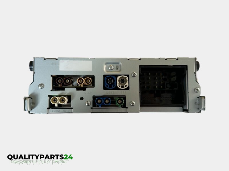 Mercedes-Benz Headunit A2139002025 (HARMAN) - Image 2
